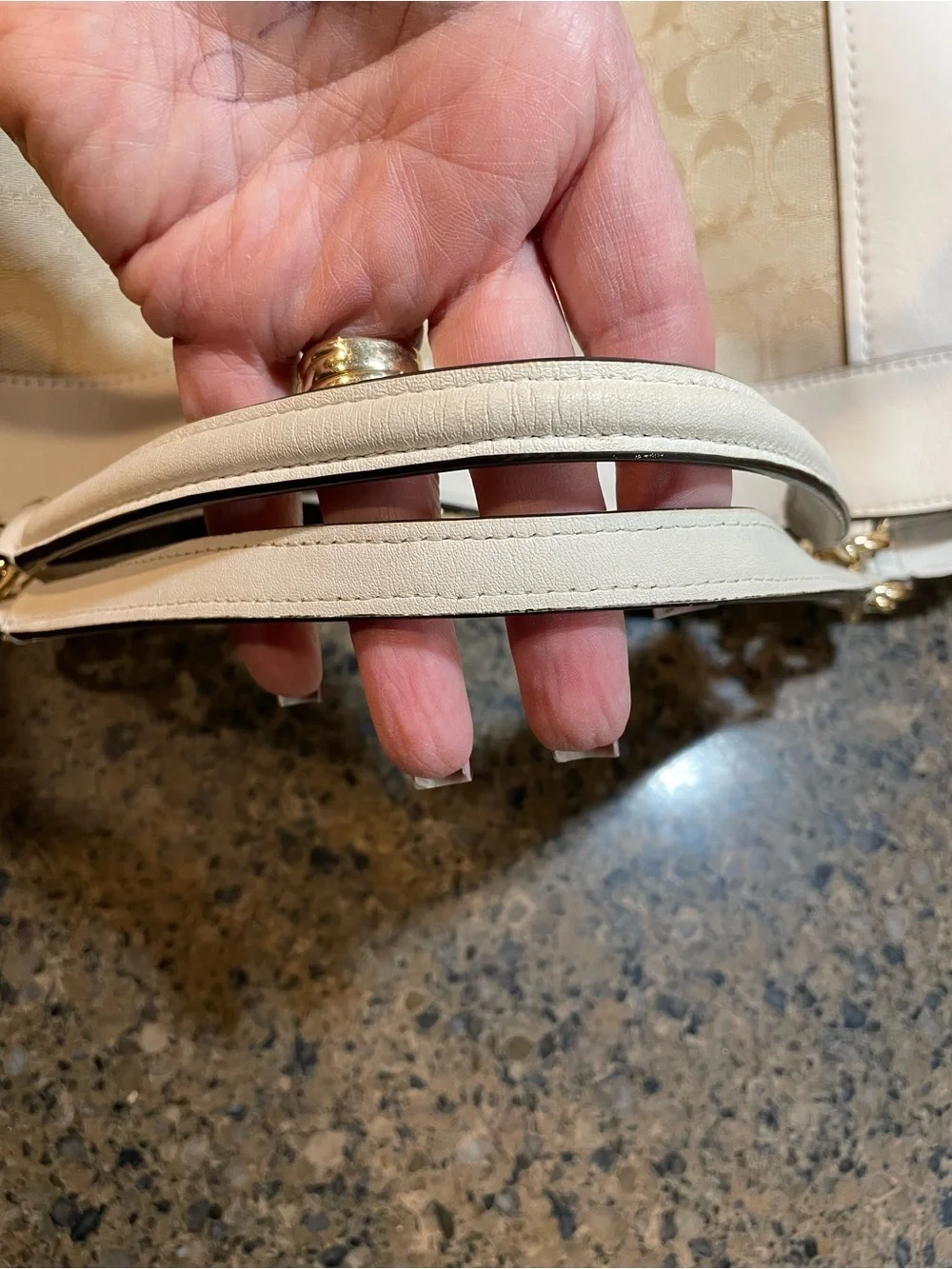 EUC Coach Lexy Shoulder Bag Signature “C” Jacquard Chalk/White Leather Trim Gold